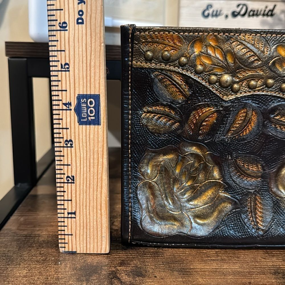 American West Black and Gold Floral Clutch - Picture 2 of 13
